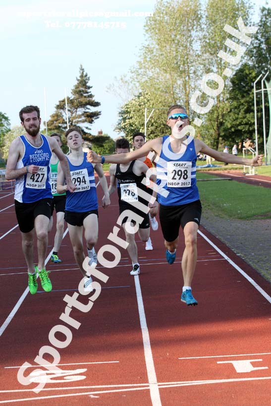Jimmy Hedley 800 metres at Monkton, Jarrow, Wed., May 24th Photo: David T. Hewitson/Sports for All Pics